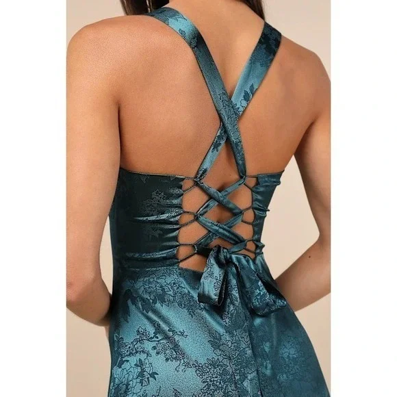 Lulus Exquisite Emerald‎ Green Floral Burnout Halter Lace Up Mini Dress Size S - Picture 3 of 9